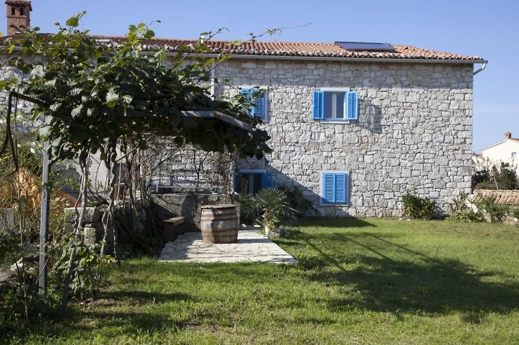 Holiday Apartment In Funtana With Balcony, Air Conditioning, Wifi, Washing Machine 4982-1 Croatia