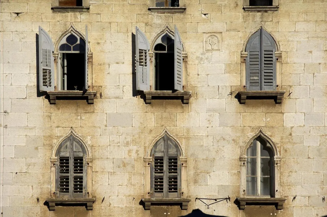 Holiday Apartment In Funtana With Balcony, Air Conditioning, Wifi, Washing Machine 4982-1 0*,  Croatia